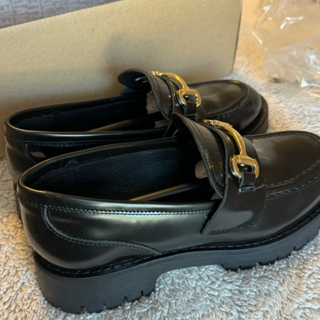 Steve Madden Loafers Brand New